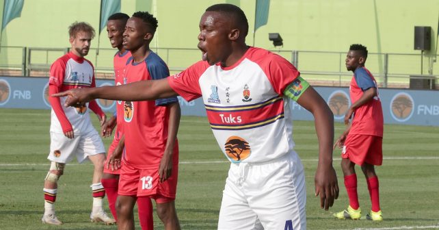 Blessing Mabasa Tuks captain Reg Caldecott